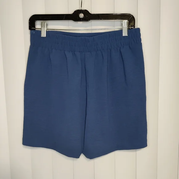 NYCC Blue Shorts - Picture 2 of 3